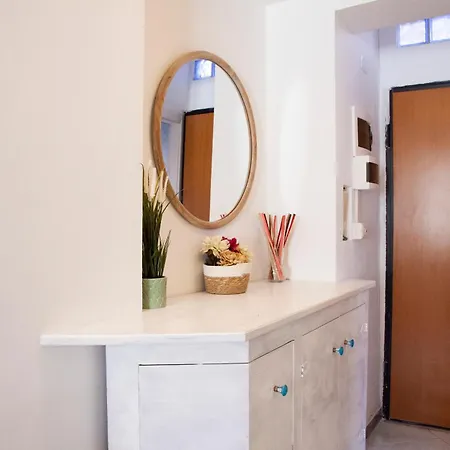 Ton Ton By Ghor Apartment *